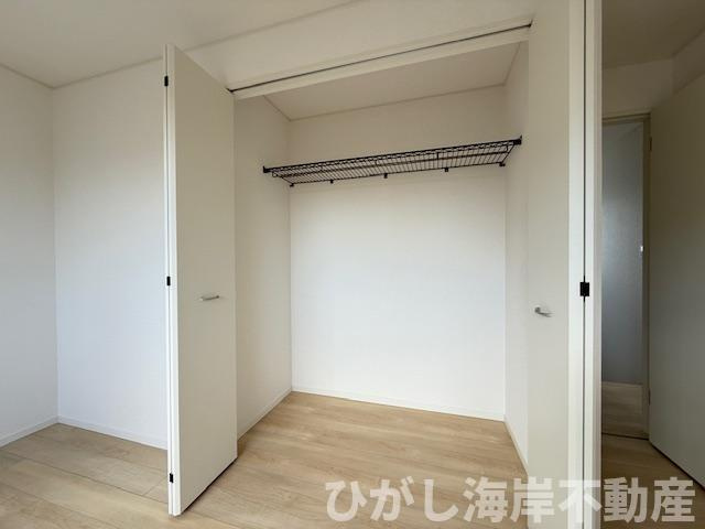 平塚市四之宮7丁目　新築戸建　全2棟の収納|各居室　収納スペース付き