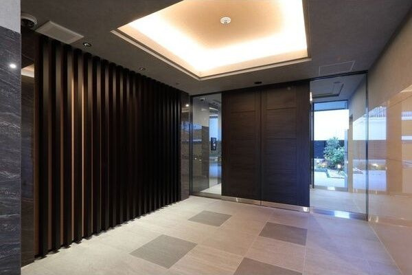 S-RESIDENCE名駅南★3月入居可物件ありのエントランス