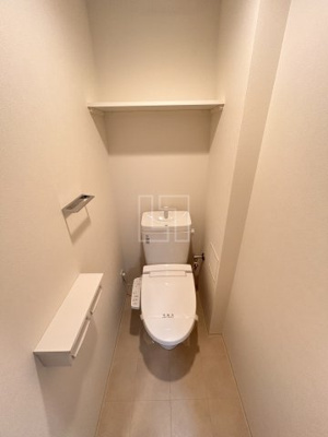 【トイレ】 | ルネフラッツ谷町四丁目 | ルネフラッツ谷町四丁目　温水洗浄便座