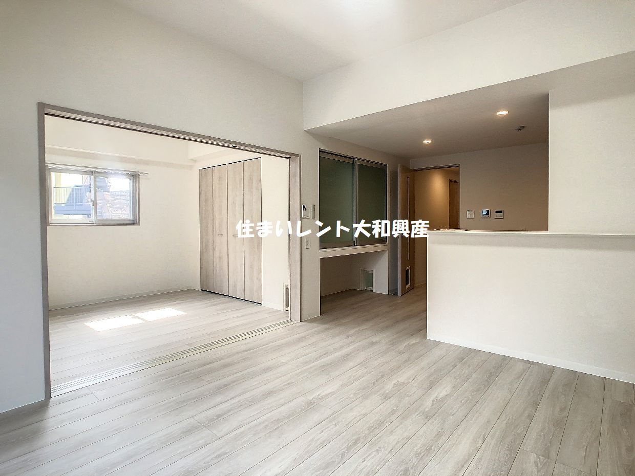 Ani-mo（アニーモ）の居間・リビング