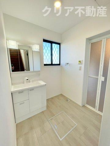 【独立洗面台】 | 吉岡町北下　中古住宅