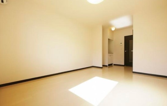 エスタシオン大成の居間・リビング