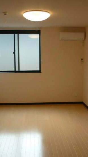 エスタシオン大成の居間・リビング