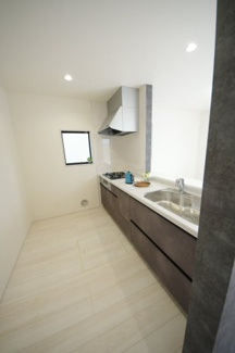 【キッチン】 | 府中市紅葉丘1丁目　新築戸建て（全2棟）1号棟　4790万円