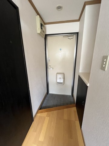 ルナハイツ Part 3の玄関