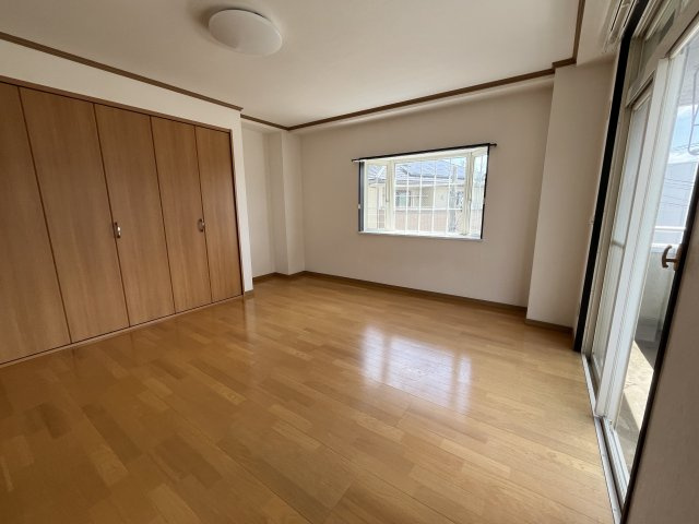 ルナハイツ Part 3の居間・リビング