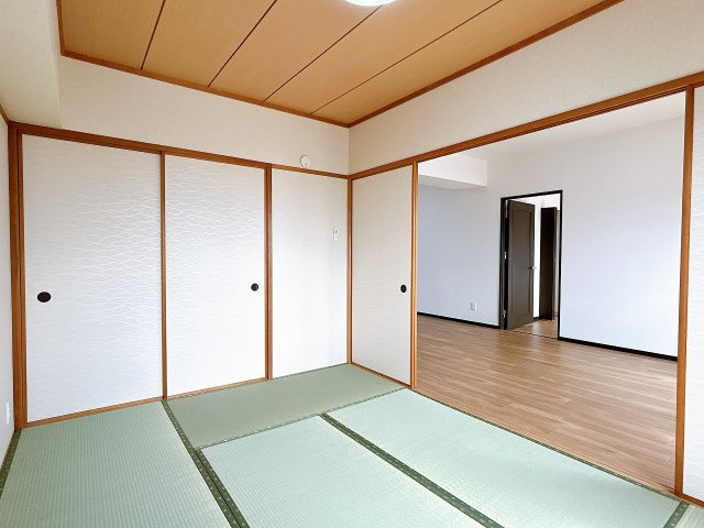 テラスノバ穂積の和室