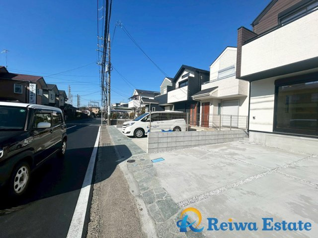 新築戸建　茅ヶ崎市香川4丁目の前面道路含む現地写真