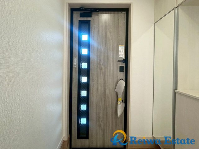 新築戸建　茅ヶ崎市香川4丁目の玄関