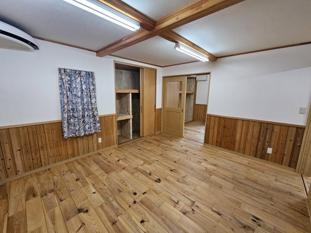三輪６丁目中古一戸建の洋室