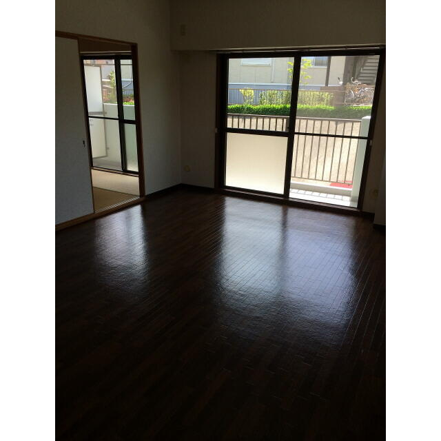 プラトゥモリの居間・リビング