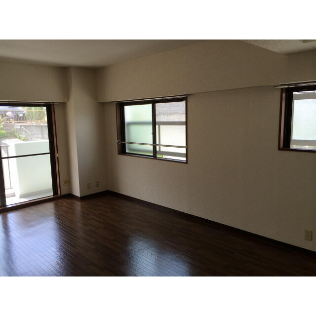 プラトゥモリの内装