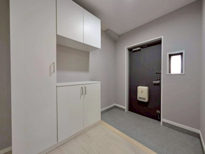 【玄関】 | サングレイス曽根アバンティ（B-8）