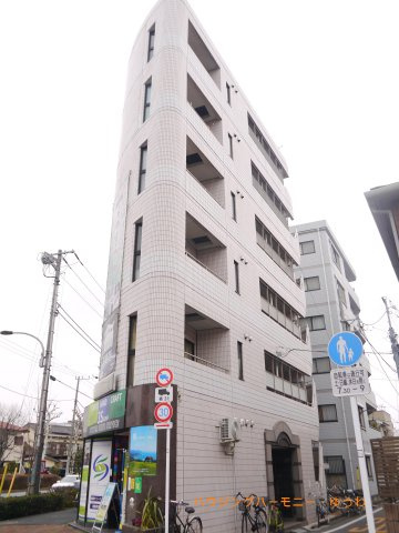 【外観】 | エミグランド南長崎 | 穏やかな風と陽光を導き、プライバシーに配慮された設計プランを採用し、居住性を一段と心地よいものにしています。