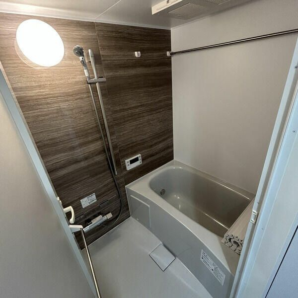 カーザ・ブランカ北斎の浴室