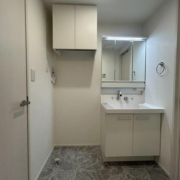 カーザ・ブランカ北斎の洗面所