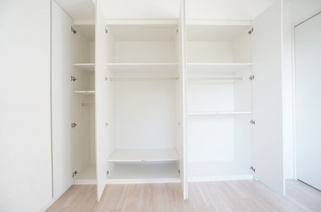 プライムメゾン江古田の杜ウェストの収納