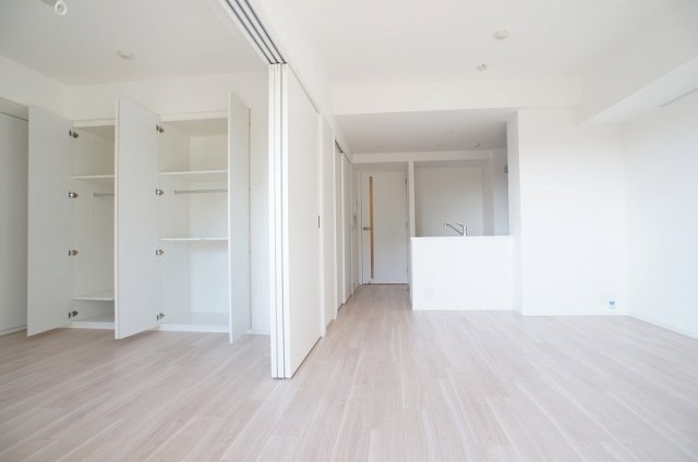 プライムメゾン江古田の杜ウェストの居間・リビング