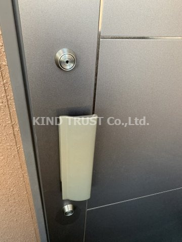 扇町公園プライマリーワンの玄関|明るい玄関です