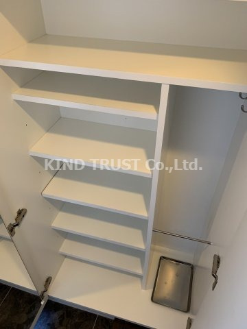 扇町公園プライマリーワンの収納|ちょっとした収納スペースも充実しています