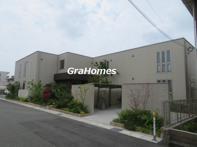 シャーメゾンオリーブの外観