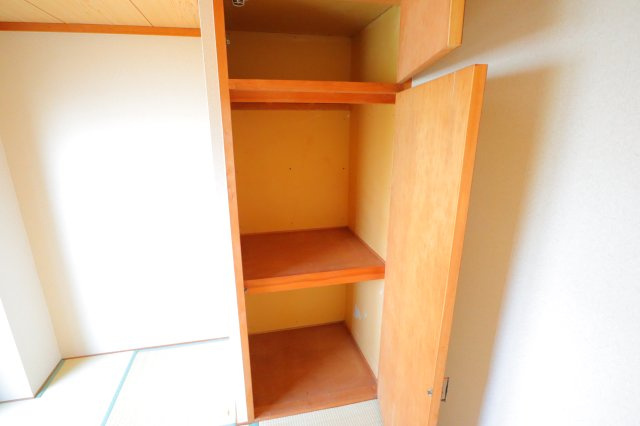 サニーコート菜畑の収納