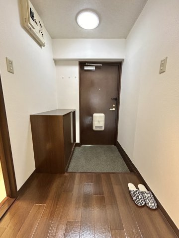 ソレアード川添