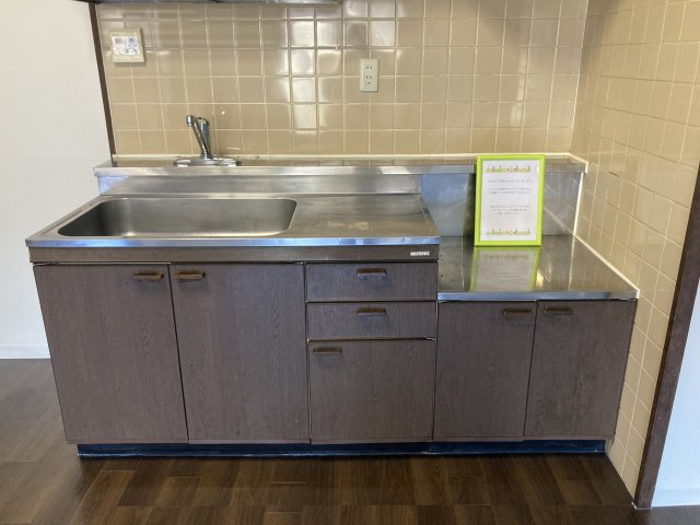 ソレアード川添のキッチン