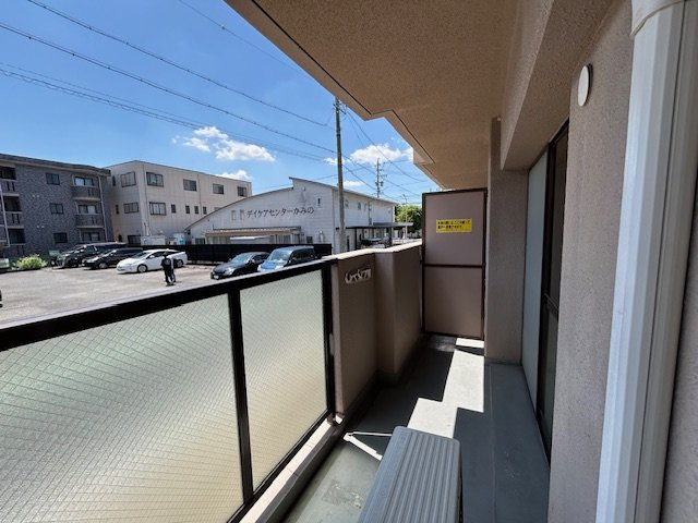 ソレアード川添のバルコニー