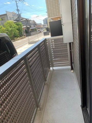 【バルコニー】