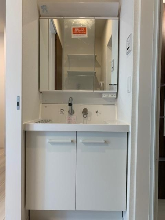 【洗面所】