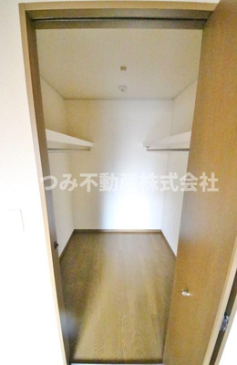 【収納】 | ドリームガーデン | 広めのウォークインクローゼット♪