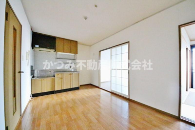 【居間・リビング】 | ドリームガーデン | 広々DK7.5帖♪