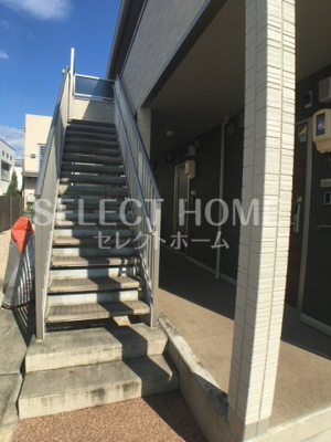 【エントランス】 | スカイハウス | ゆとりのあるエントランスです