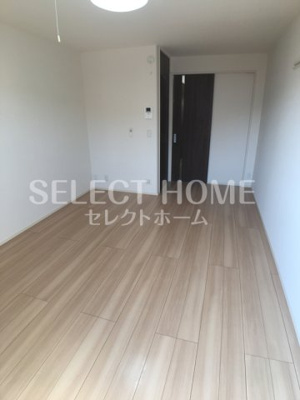 【寝室】 | スカイハウス | 開放的な寝室です
同型タイプ