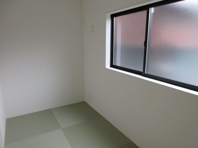 【仲介手数料無料】新築戸建　熊谷市赤城町1-161（全2棟）の和室