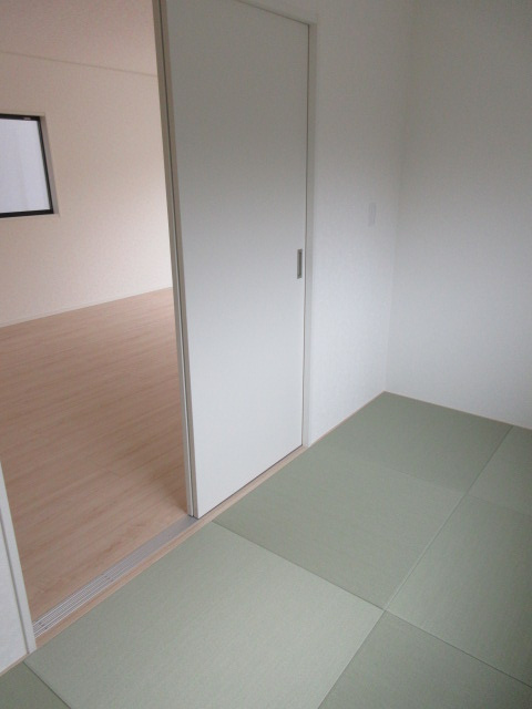 【仲介手数料無料】新築戸建　熊谷市赤城町1-161（全2棟）の和室
