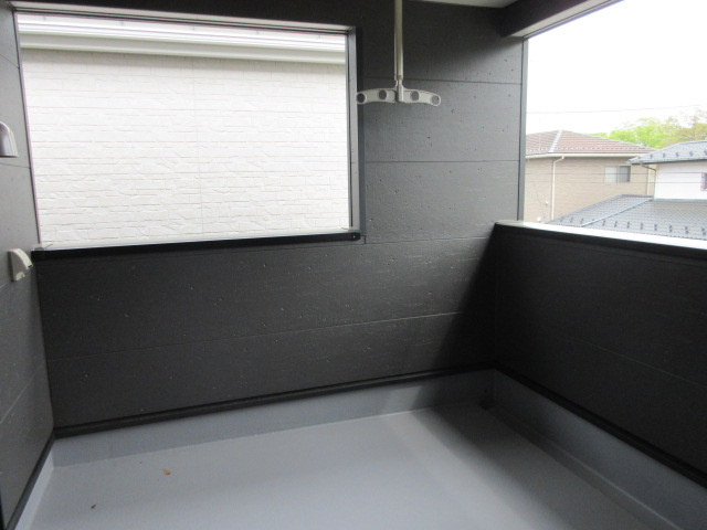 【仲介手数料無料】新築戸建　熊谷市赤城町1-161（全2棟）のバルコニー