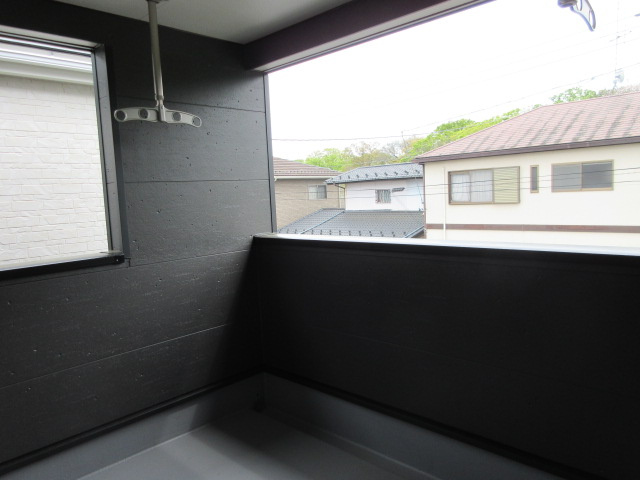 【仲介手数料無料】新築戸建　熊谷市赤城町1-161（全2棟）のバルコニー