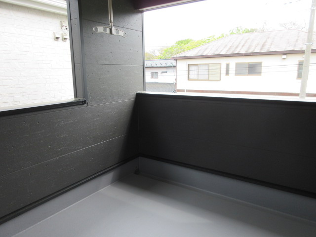 【仲介手数料無料】新築戸建　熊谷市赤城町1-161（全2棟）のバルコニー