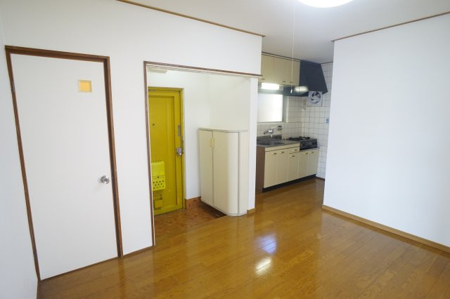 サニーハイツの居間・リビング