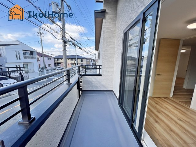 神戸市西区竜が岡2丁目全2棟2号地　新築戸建　のバルコニー|【ホームページに現地動画掲載中】●年中無休：当日予約可●バルコニーには屋根はございません！