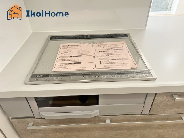 神戸市西区竜が岡2丁目全2棟2号地　新築戸建　のキッチン|【ホームページに現地動画掲載中】●年中無休：当日予約可●IHキッチンはお手入れが簡単