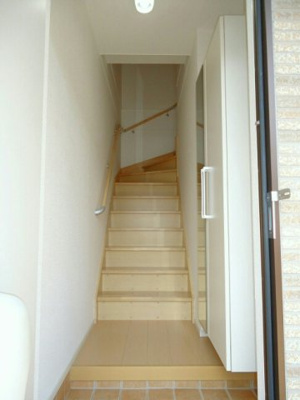 【玄関】 | プルメリアコート | ゆったりとした玄関です