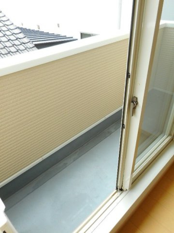 メゾン・ヴィオラ　Ａ棟のバルコニー