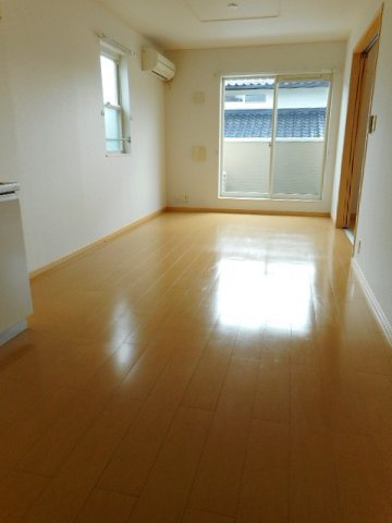 メゾン・ヴィオラ　Ａ棟の居間・リビング