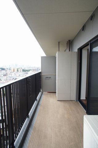 プライムメゾン江古田の杜イーストのバルコニー