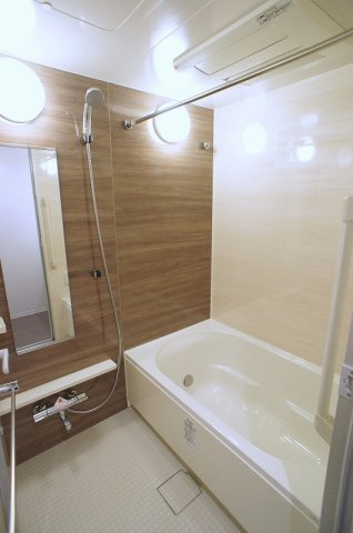 プライムメゾン江古田の杜イーストの浴室