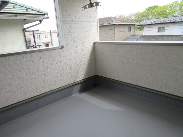 【仲介手数料無料】新築戸建　熊谷市赤城町1-161（全2棟）のバルコニー
