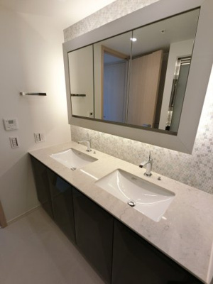 【独立洗面台】 | ザ・パークハウスグラン三番町26